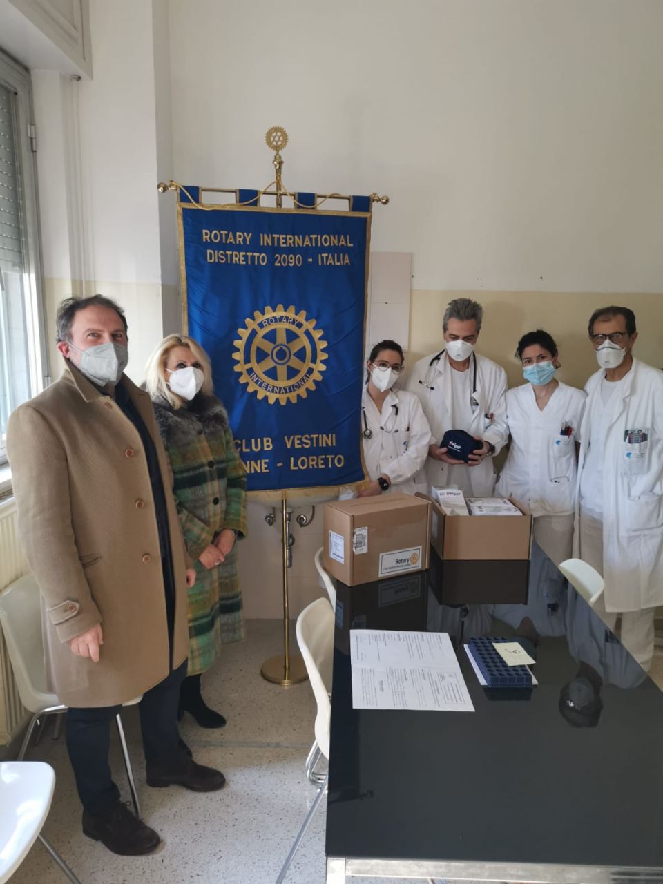 Il Rotary club dei Vestini dona dispositivi per la riabilitazione respiratoria all&#039;ospedale di Penne